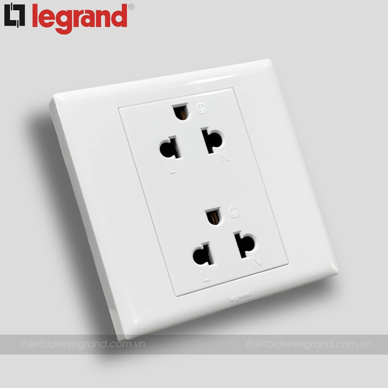 Ổ cắm Legrand Eloe